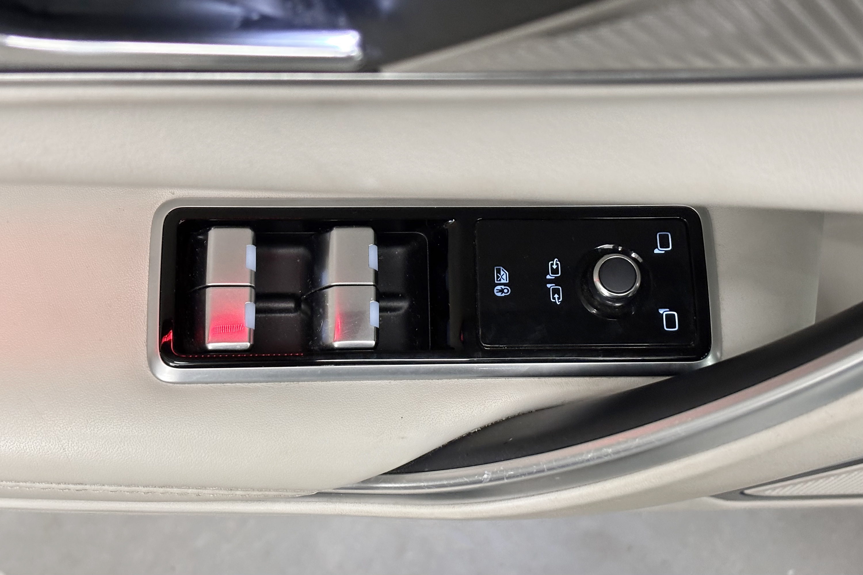  XF