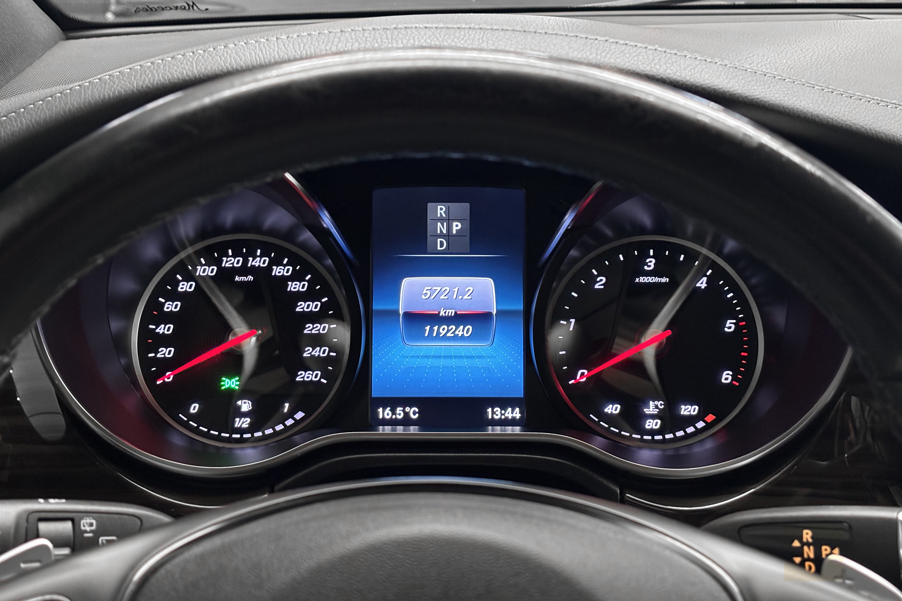  V 300 d