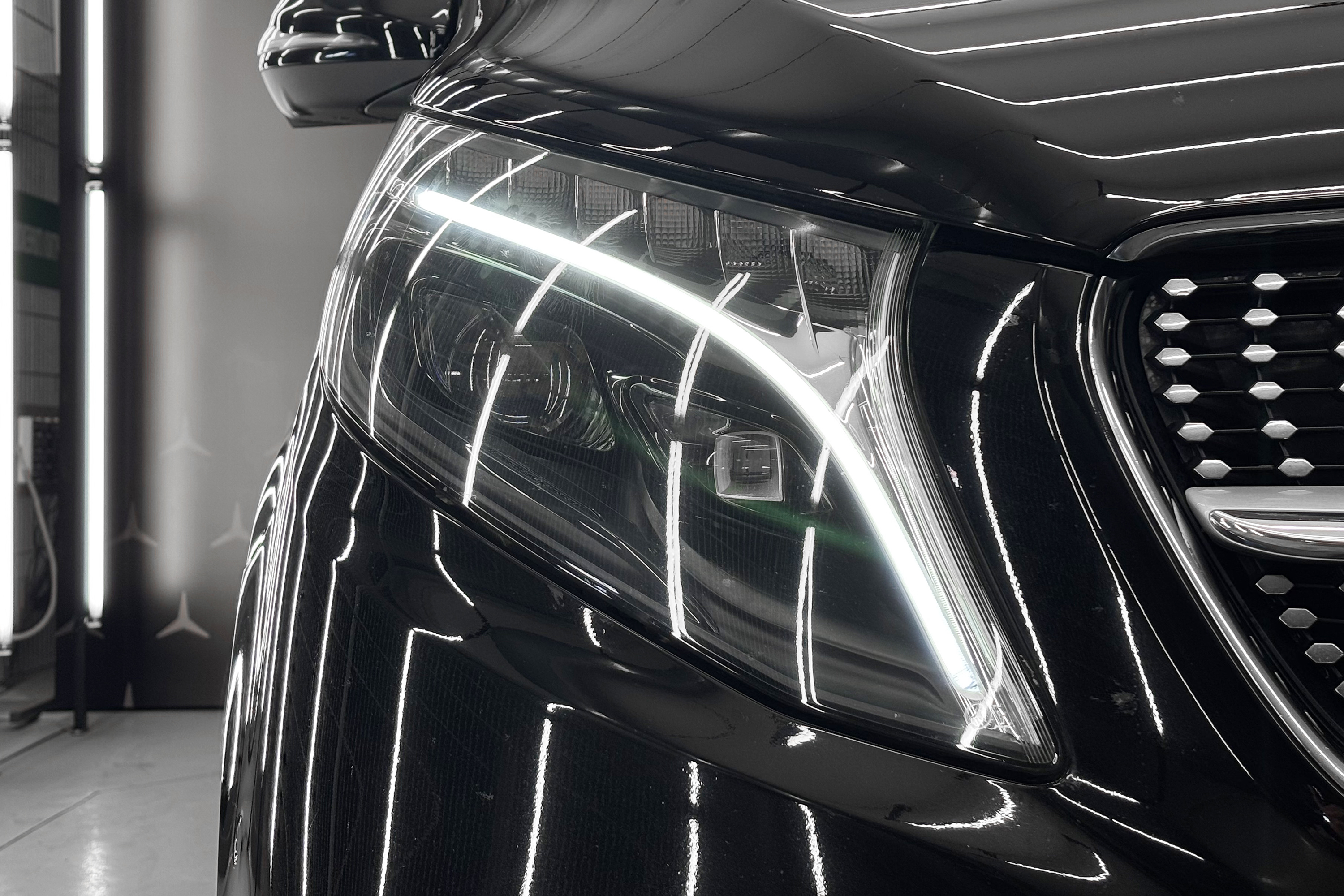  V 300 d