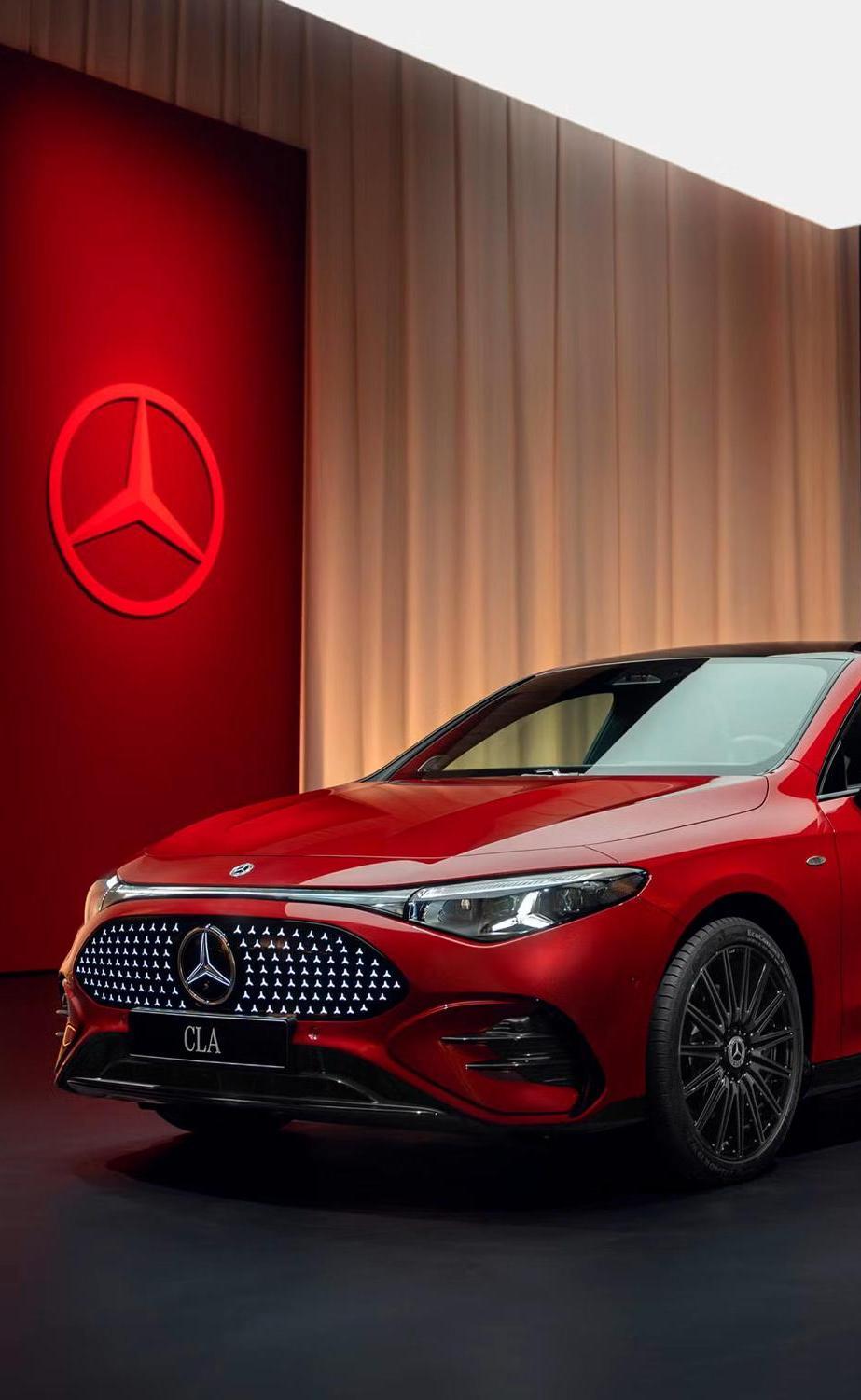 Обновленный электрический Mercedes-Benz CLA в Автомобильном доме «Энергия Гмбх»