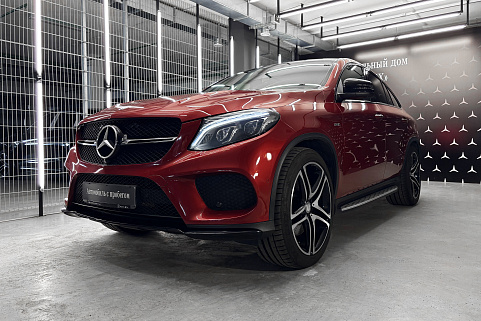 Mercedes-AMG GLE 450 4MATIC Coupe Mercedes-AMG GLE 450 4MATIC Coupe