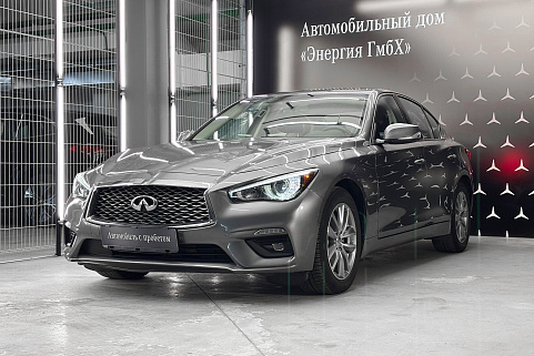INFINITI Q50