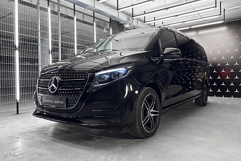 Mercedes-Benz V-Class 300 d 4MATIC Mercedes-Benz V-Class 300 d 4MATIC